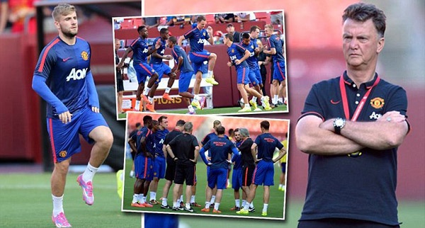 HLV Van Gaal nhan mat lo lang khi xem M.U tap luyen hinh anh