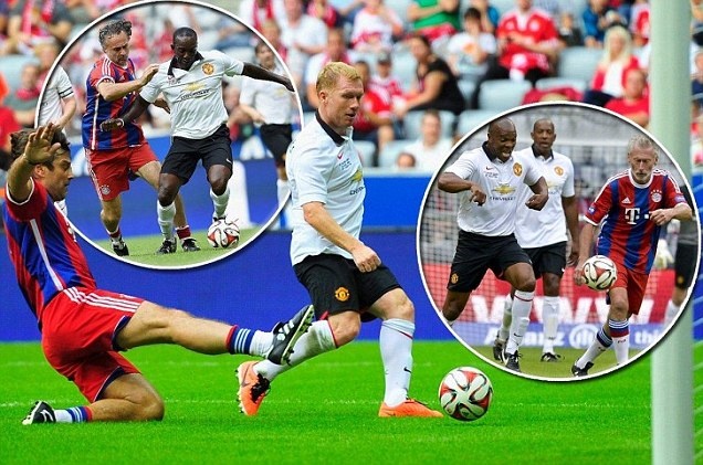Andy Cole, Scholes toa sang trong doi hinh huyen thoai M.U hinh anh