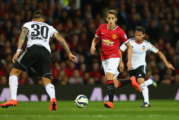 M.U trao ao dau so 11 cho Adnan Januzaj hinh anh