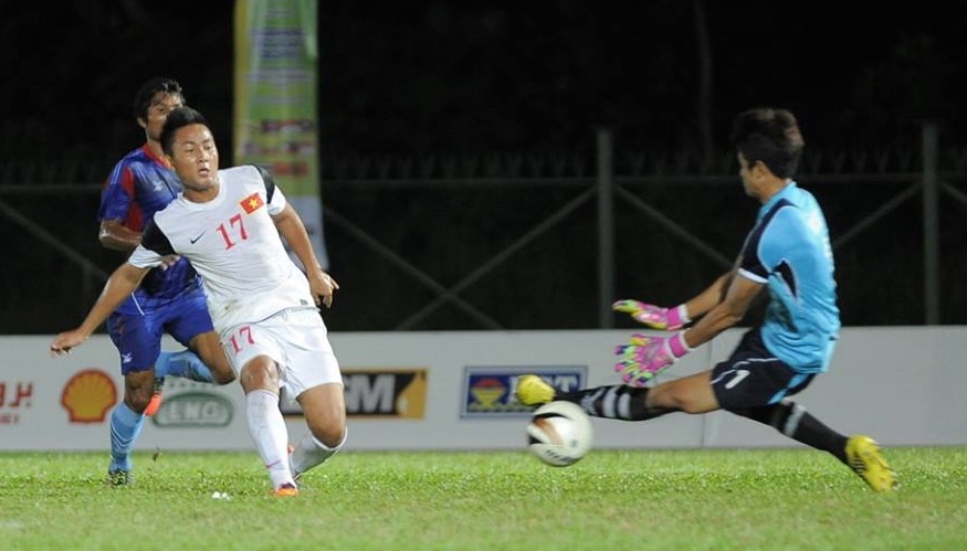 Thang Campuchia 3-0, U19 VN gap Thai Lan o ban ket hinh anh