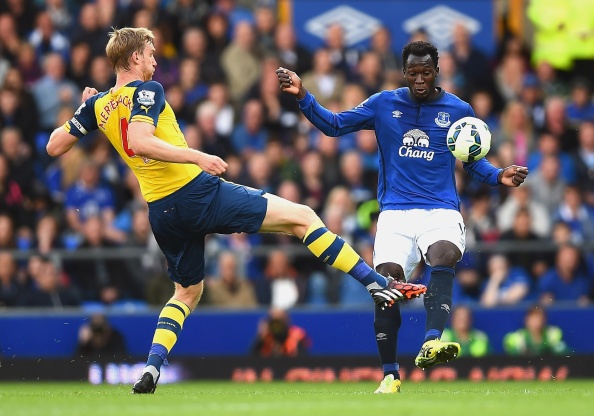 Everton 2–2 Arsenal: Phao thu thoat hiem ngoan muc hinh anh