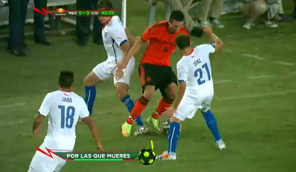 Pha xu ly bong dang cap nhu Zidane cua tien ve Mexico hinh anh