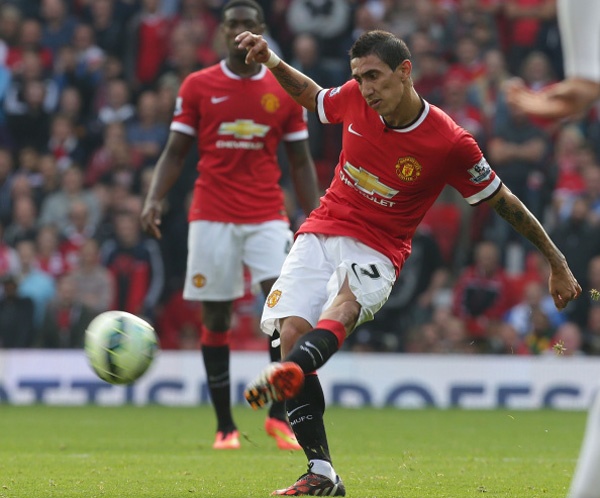 Su trung hop o ban thang dau tien cua CR7 - Di Maria cho M.U hinh anh