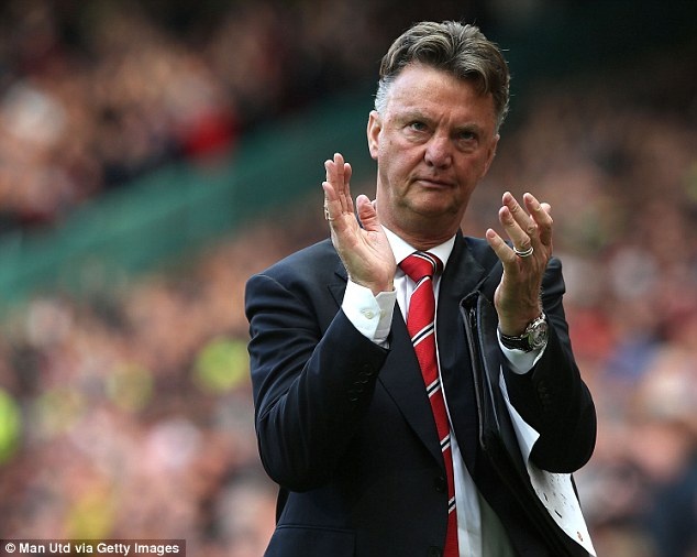 'Van Gaal mac sai lam trong viec mua cau thu' hinh anh