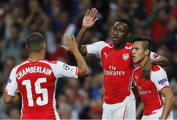 Sanchez xu ly va dut diem ghi ban tinh te hinh anh