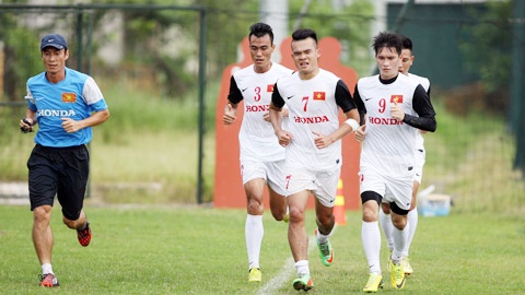 DTVN rut ra nhieu bai hoc sau tran thua Sinh vien Nhat Ban hinh anh