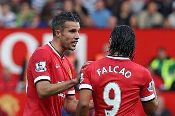 Doi hinh M.U hay nhat trong FIFA 15 hinh anh