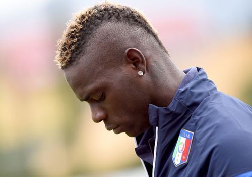Mario Balotelli bi loai khoi DT Italy hinh anh