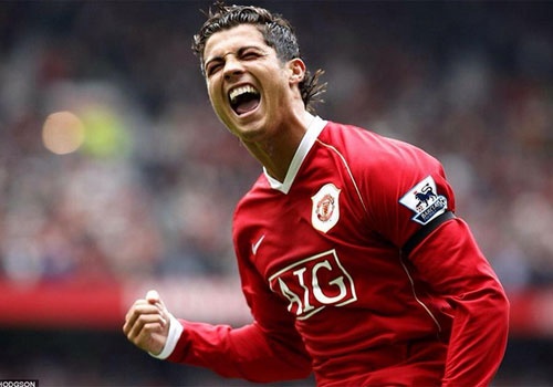 Ngay huyen thoai so 7 Ronaldo cua M.U tro lai Old Trafford hinh anh