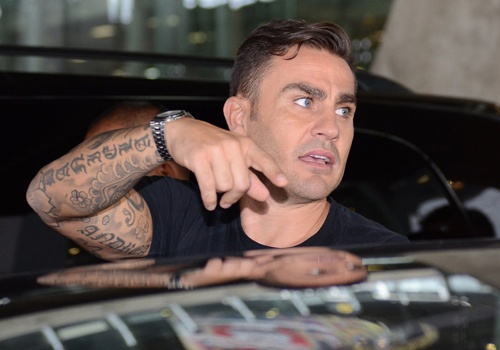 Huyen thoai Cannavaro duoc chao don nong nhiet o Thai Lan hinh anh