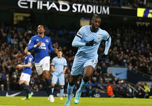 Man City 1-0 Everton: Man xanh ap sat ngoi dau hinh anh