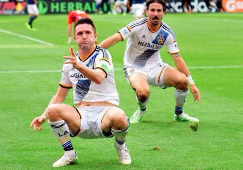 Highlights: LA Galaxy 2-1 New England Revolution hinh anh