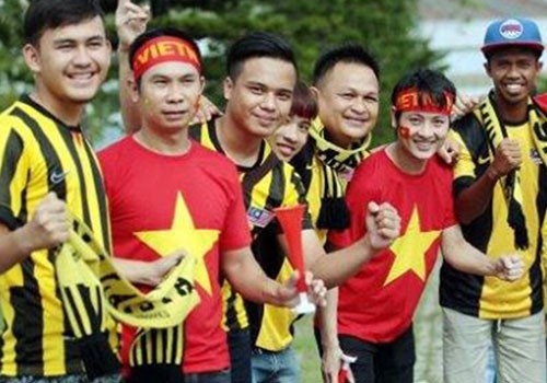 Bao Malaysia yen tam voi an ninh truoc tran gap Viet Nam hinh anh