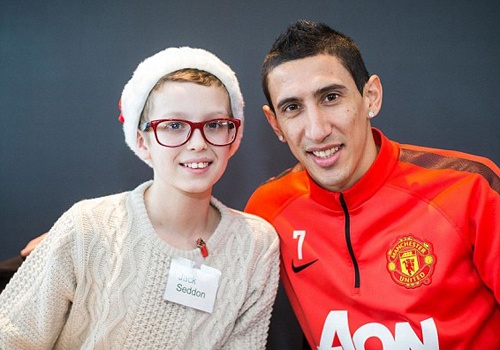 Sao M.U tich cuc hoat dong tu thien dip Giang sinh hinh anh