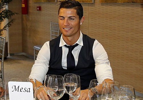 Ronaldo phan khich du tiec mung Real pha ky luc cua Barca hinh anh