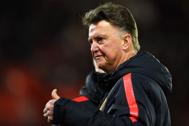 HLV Van Gaal len tieng doa dong nghiep Rodgers hinh anh
