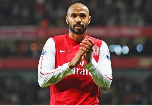 Huyen thoai Arsenal Thierry Henry tu gia san co hinh anh