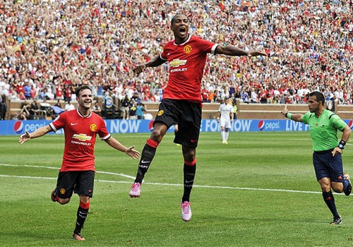 M.U ghi ban vao luoi Real sau gan 10 pha phoi hop mot cham hinh anh