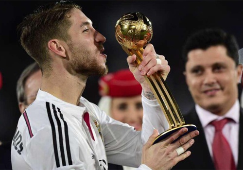 Ronaldo thua Ramos trong cuoc dua gianh Qua bong vang hinh anh