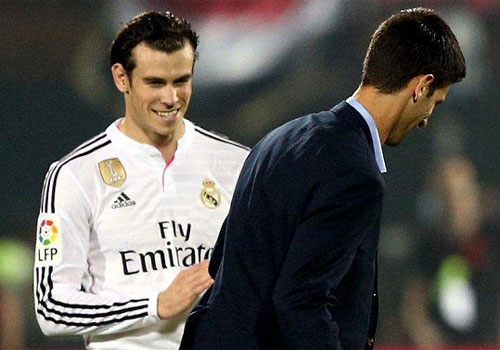 Djokovic tu tin khoe ky nang choi bong truoc dan sao Real hinh anh