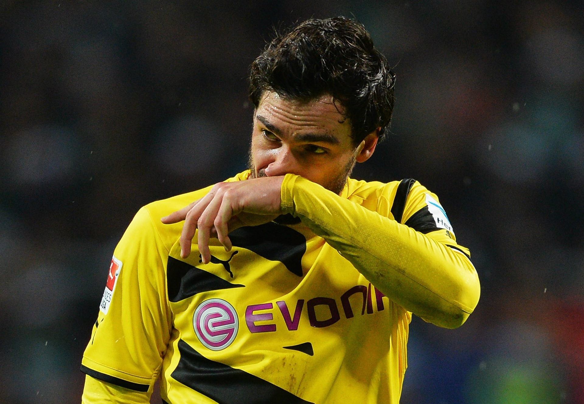 Chuyen nhuong 4/1: Hummels la muc tieu so 1 cua M.U hinh anh