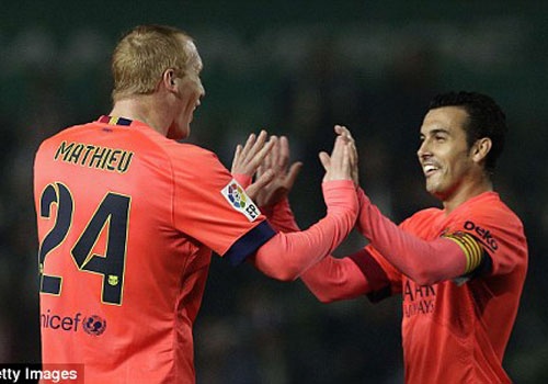 Khong can cac sieu sao, Barca van thang 4-0 hinh anh