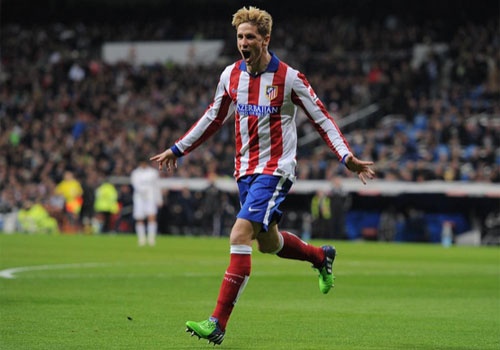 Torres day cho Ronaldo bai hoc ve Qua bong vang hinh anh