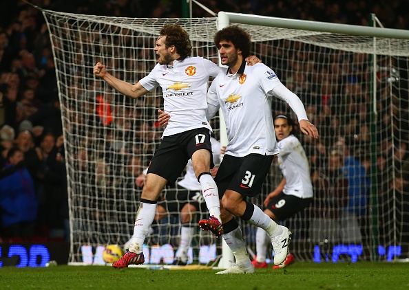 West Ham 1-1 M.U: Sieu pham volley cua Blind cuu Quy do hinh anh