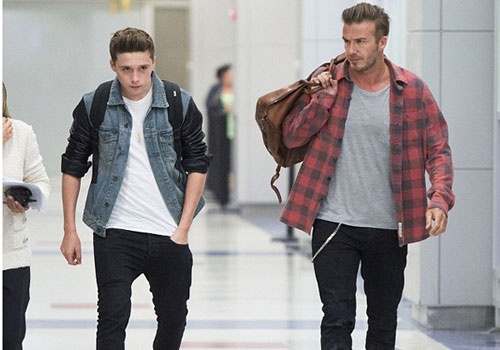 Brooklyn Beckham vao U18 Arsenal khi moi 15 tuoi hinh anh