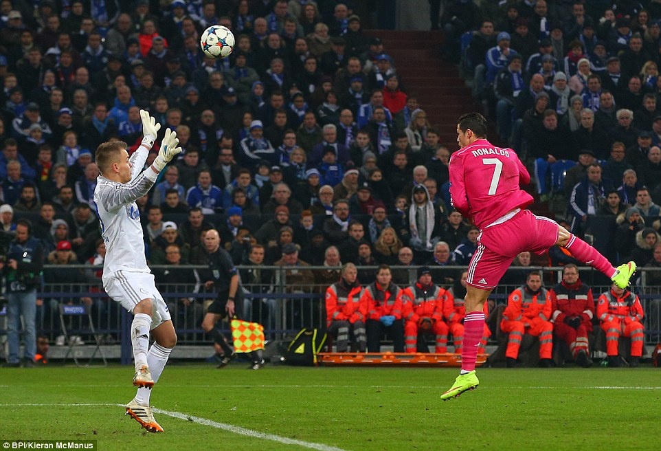 Highlights Schalke 0-2 Real Madrid hinh anh
