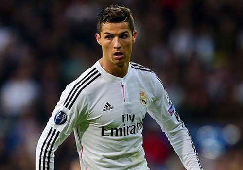 Van Gaal tu choi phu phang loi de nghi ve M.U cua Ronaldo hinh anh