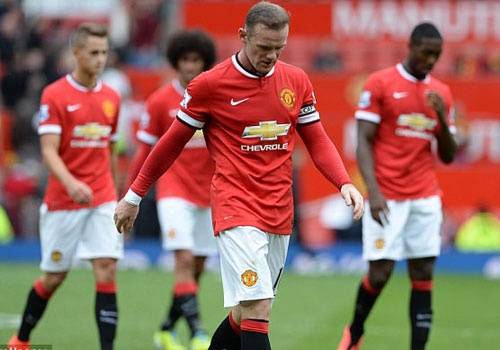 HLV Van Gaal loai 7 cau thu choi tran thua dau tien mua nay hinh anh