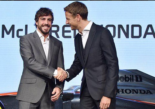 Tai nan suyt lam tay dua Fernando Alonso mat mang hinh anh