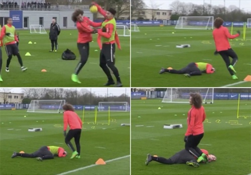 David Luiz xo nga Ibrahimovic tren san tap cua PSG hinh anh