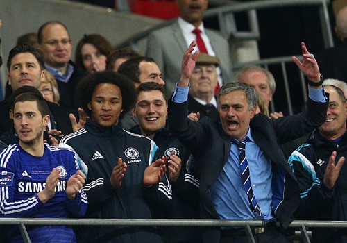 Chelsea vo dich League Cup: De che moi cua Nguoi dac biet hinh anh