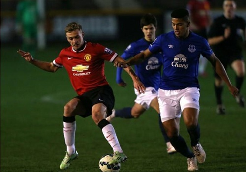 Wilson va McNair dua doi tre M.U len ngoi dau hinh anh