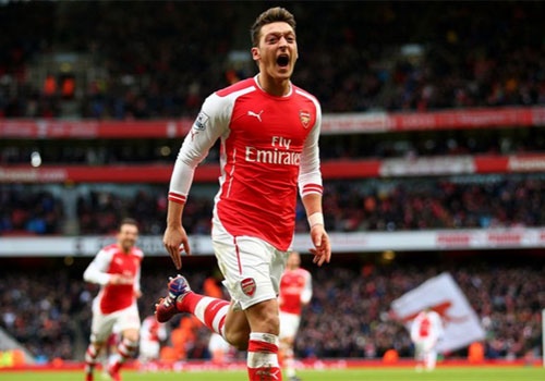 Mesut Oezil: 'Toi co the gianh Qua bong vang' hinh anh