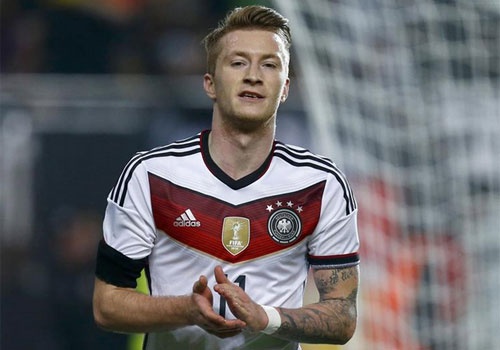 DT Duc gianh chien thang nho Reus, Mueller hinh anh