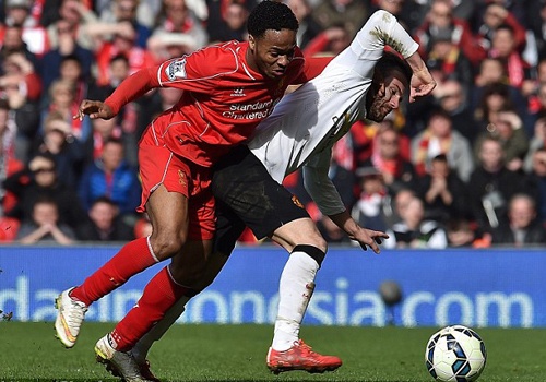 Muon chia tay Liverpool, Sterling tu choi luong cao hinh anh