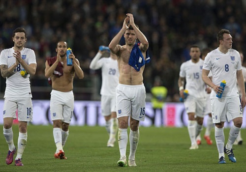 DT Anh thoat thua truoc Italy nho pha sut xa dep mat hinh anh