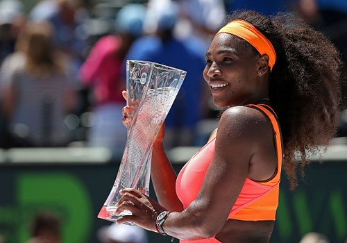 Serena can 56 phut de vo dich Miami Masters hinh anh