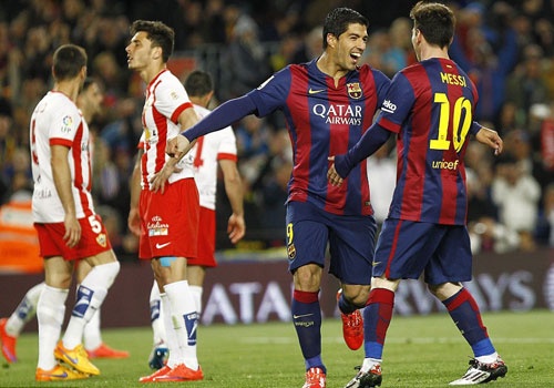 Messi, Suarez ghi ban giup Barca thang ‘4 sao’ hinh anh