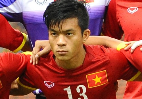 Tan Tai suyt ghi ban vao luoi U23 Nhat Ban hinh anh