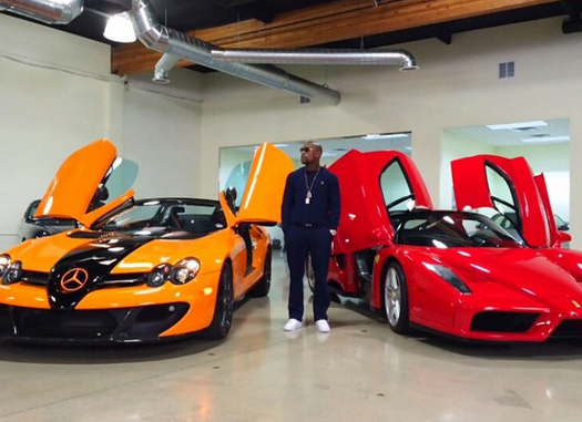 Bo suu tap sieu xe cua vo si ‘doc co cau bai’ Mayweather hinh anh