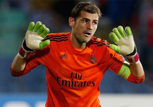 Diem tin: Real muon giu chan Casillas hinh anh