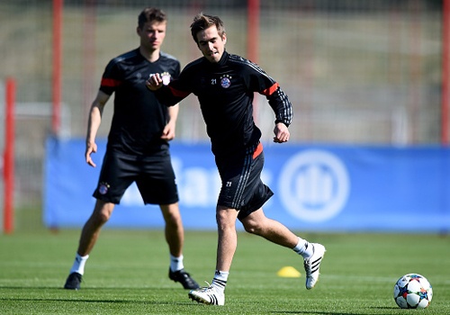 Bayern can canh giac truoc nhung cu sut xa cua Porto hinh anh