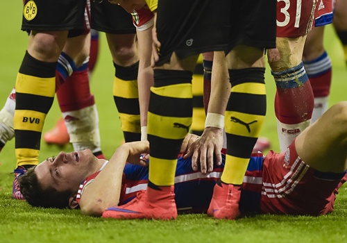 Bayern ton that luc luong truoc tran ban ket gap Barca hinh anh