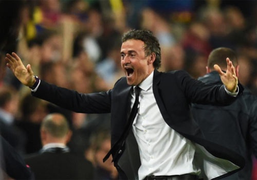 Sao Barca ca ngoi HLV Luis Enrique hinh anh