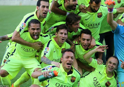 Busquets: 'Vo dich La Liga kho hon Champions League' hinh anh