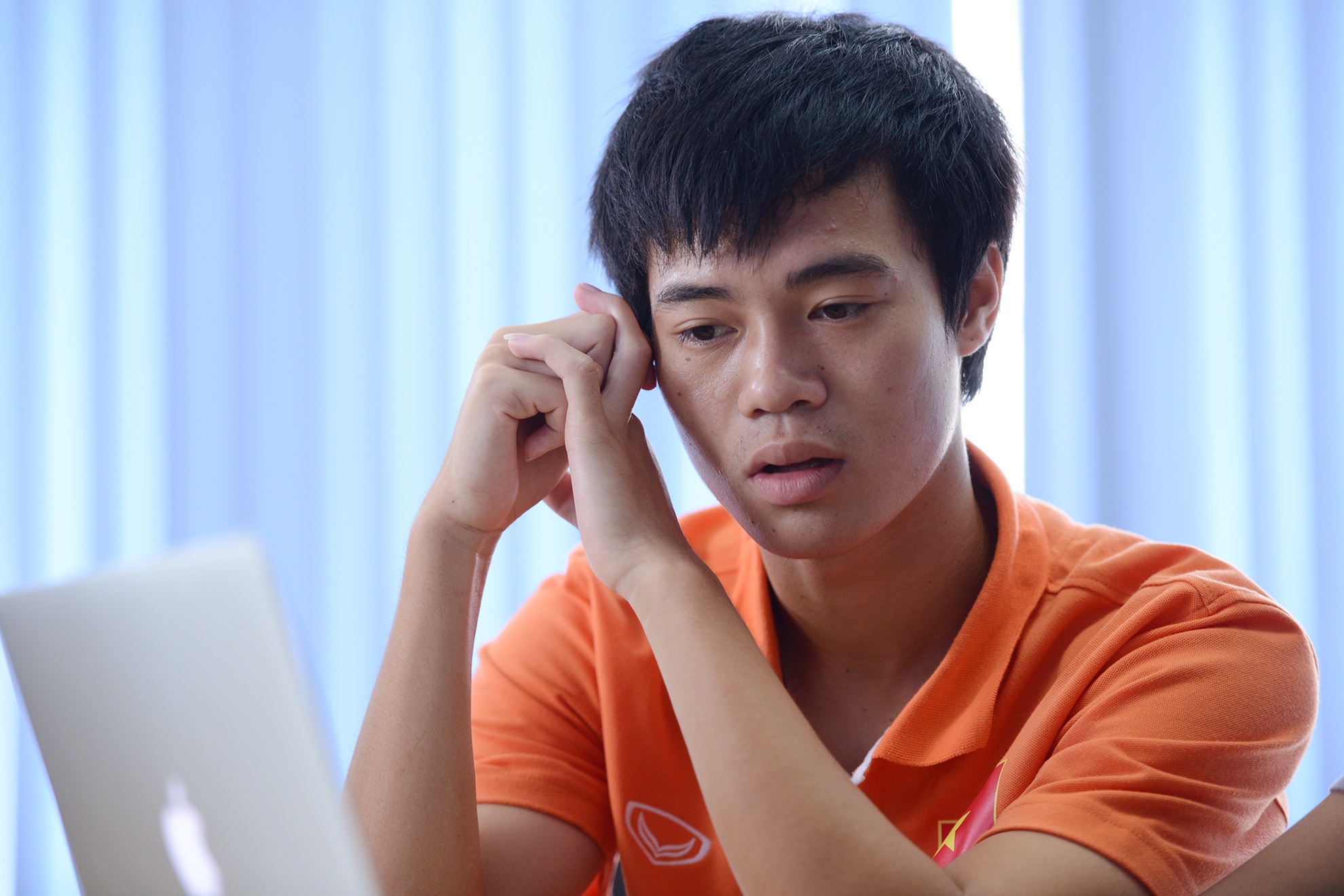 Van Toan: 'Toi da khoc vi cay dang khi thua tran' hinh anh